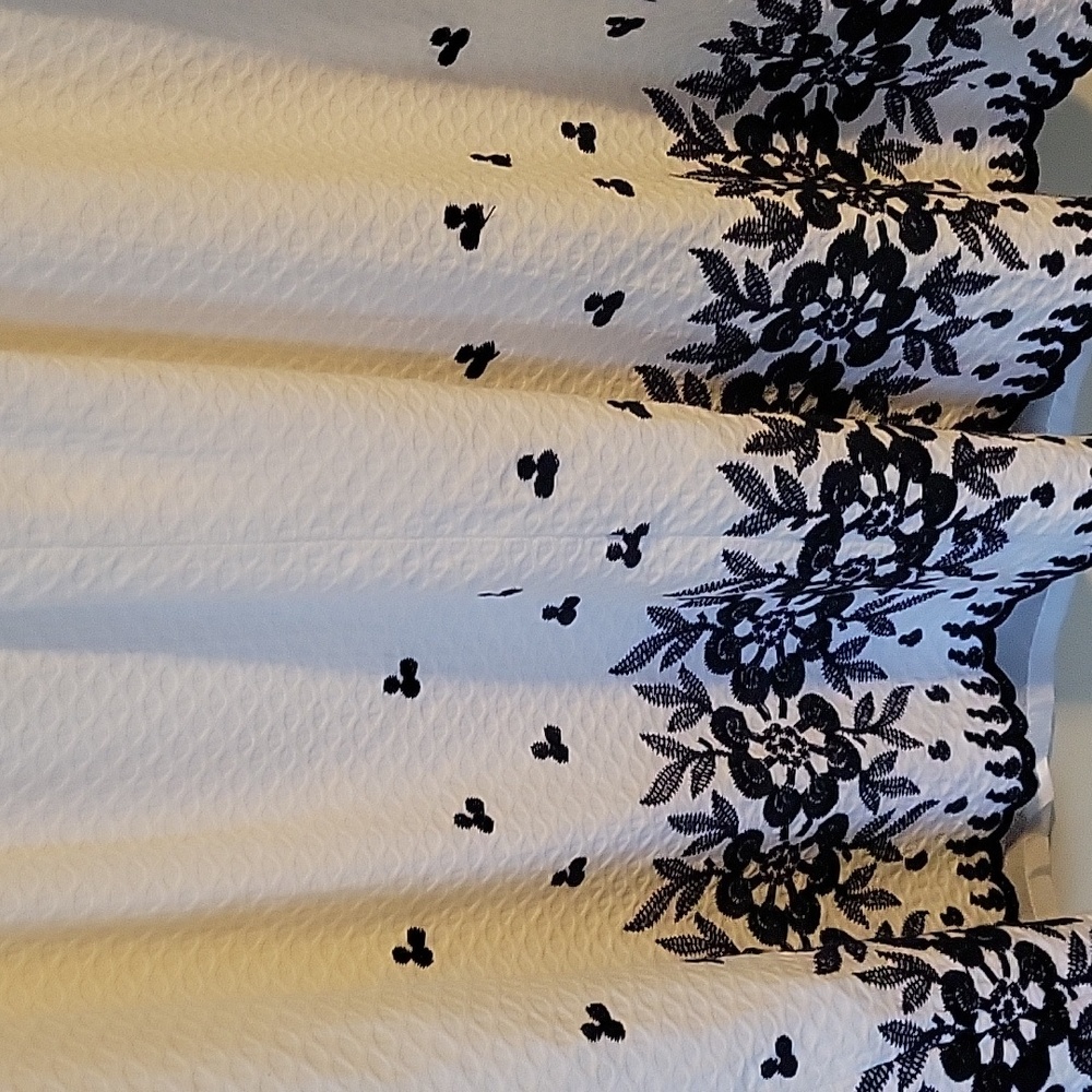 Kate Spade White and Black Midi Dress - Picture 7 of 9